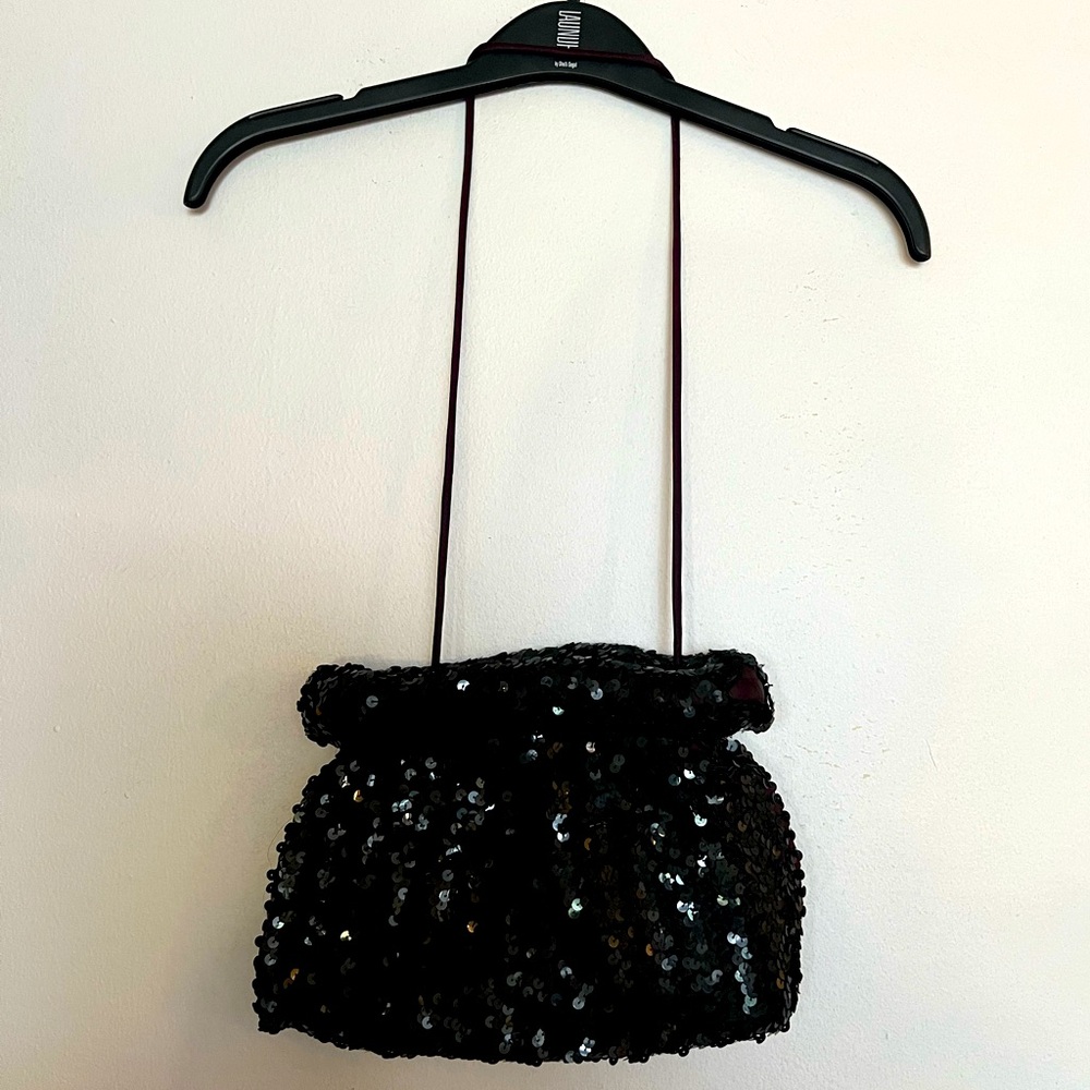 VINTAGE Black Sequin Crossbody Bag/Purse with Red Interior and Magnetic Clasp
